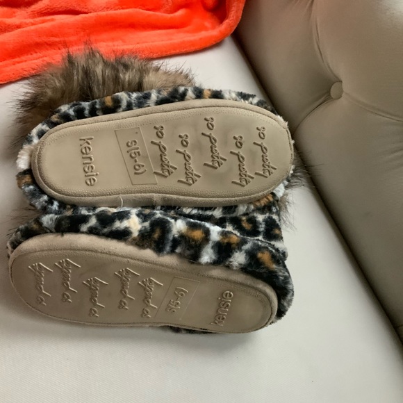 Kenzie Leopard print Slipers - Picture 5 of 12